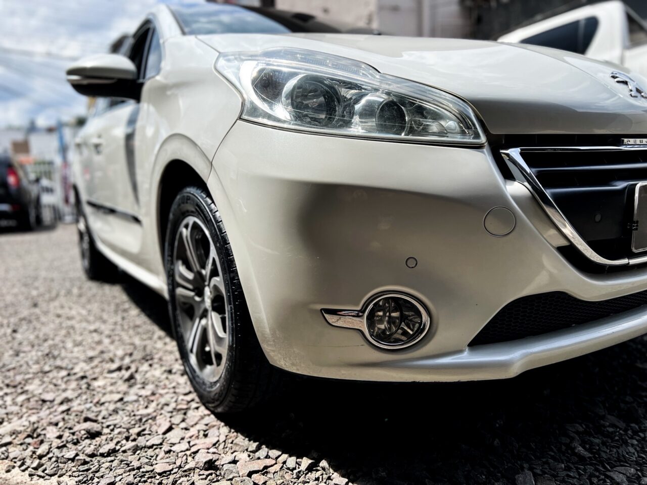 Peugeot 208 1.6 2016